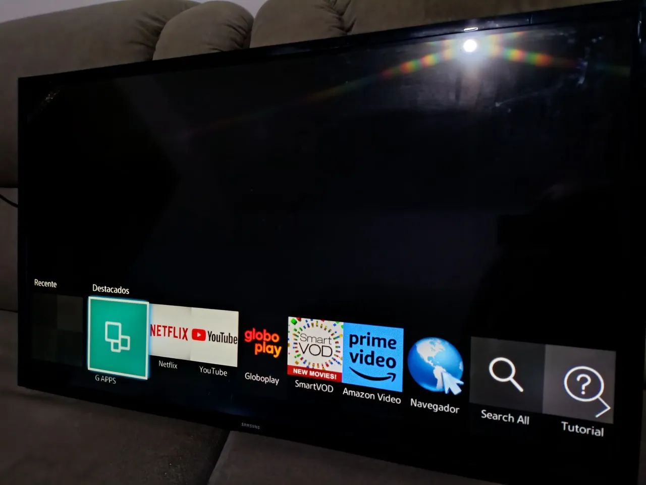 Tv 32 polegadas Smart tv conservada Samsung 