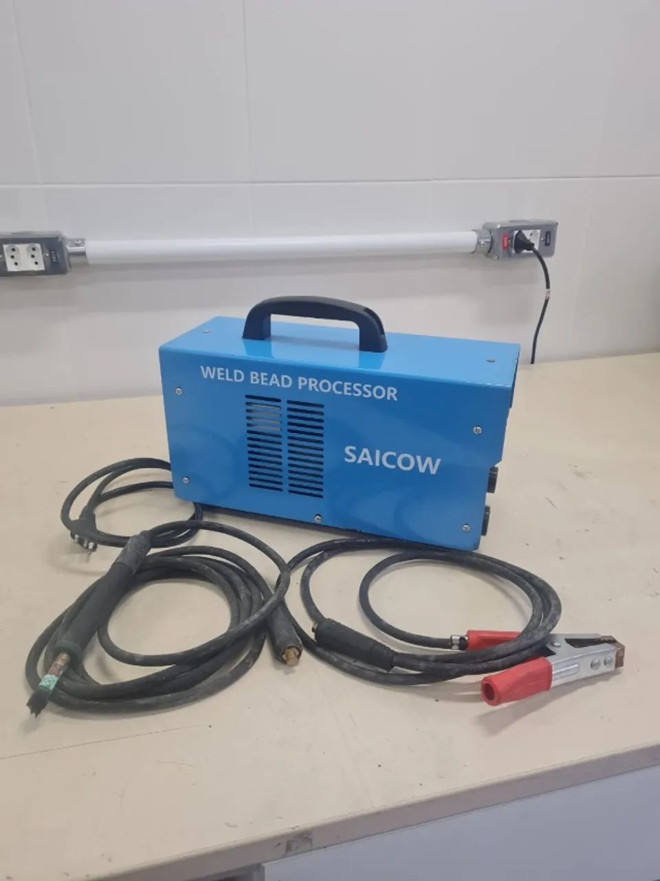 Máquina de Limpeza Eletroquímica para Solda em Inox SAICOW 220V / 500W