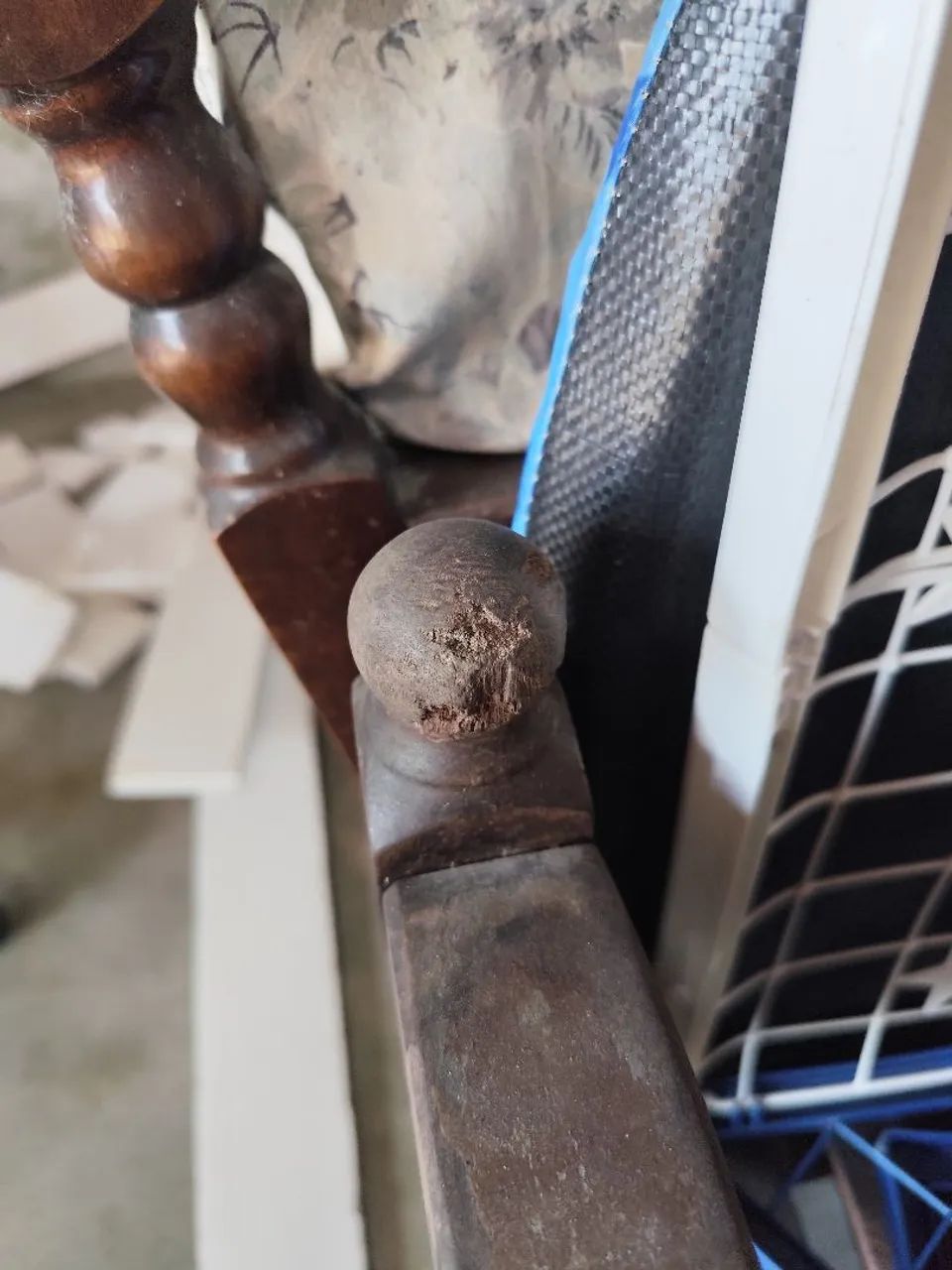 Conjunto de Sofá Colonial Madeira Maciça - Pra vender rápido  - Foto 5