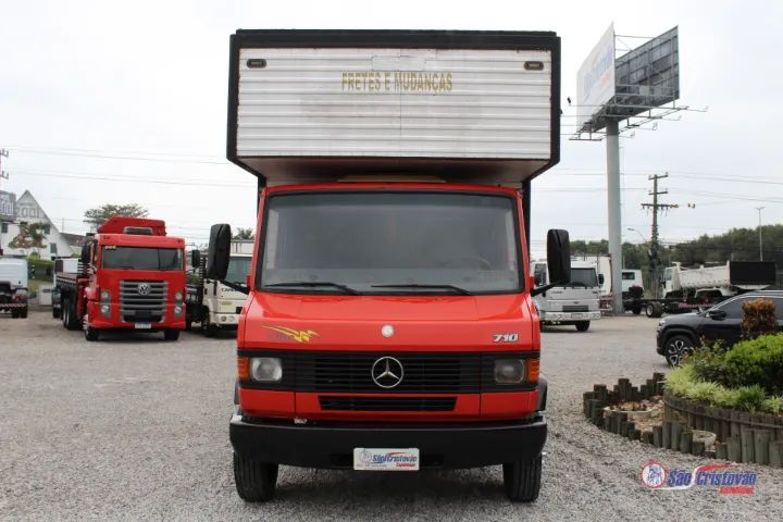 Mercedes Benz 710 2004 - Foto 5