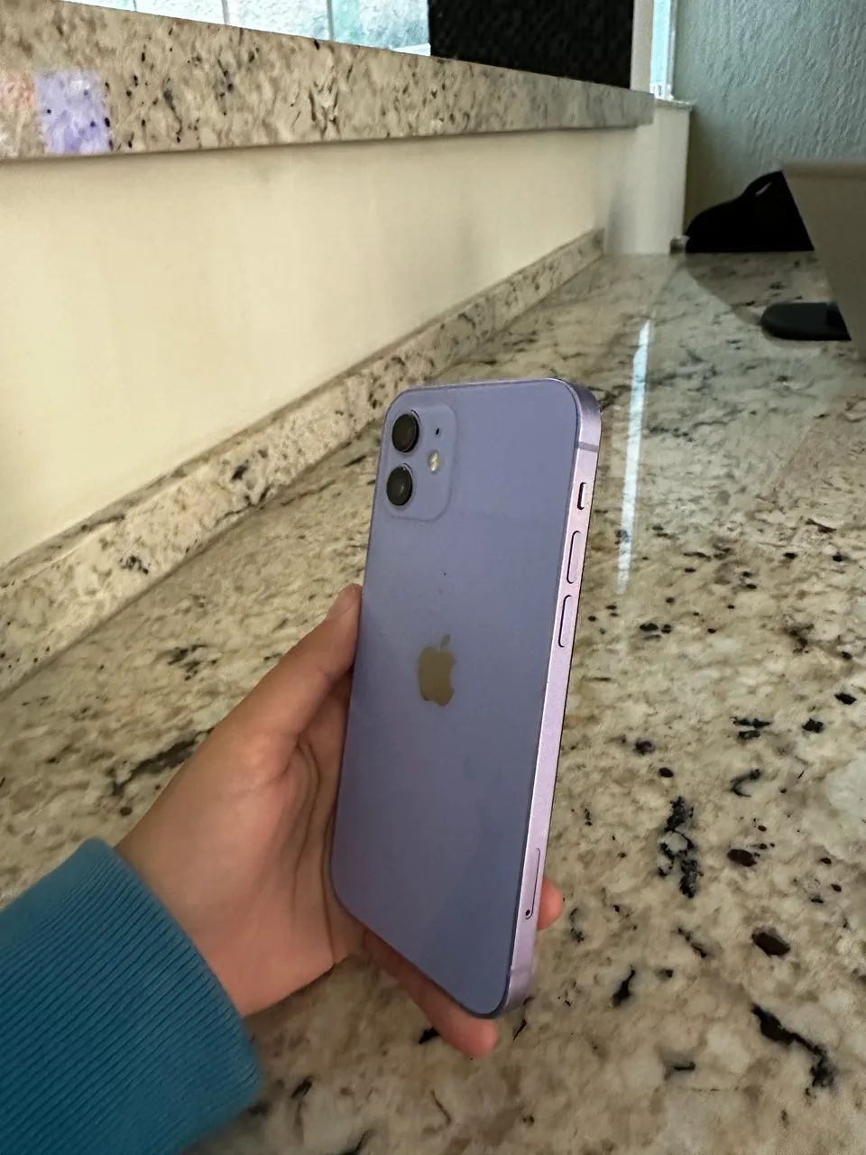 IPHONE 12 LILÁS - Foto 2
