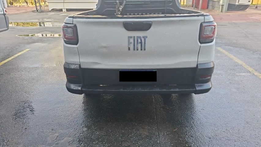 Fiat Strada Endurance 1.4 Flex 8V CS Plus 2023 - Foto 4