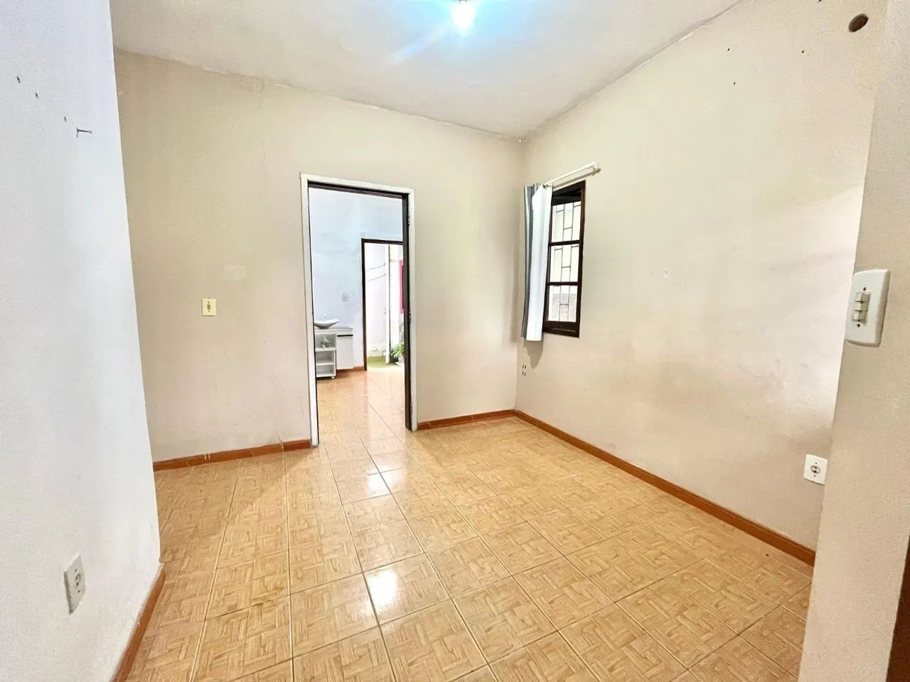 Casa com kitnets e loja térrea à venda, 188 m² - São Sebastião - Palhoça/SC - Foto 2