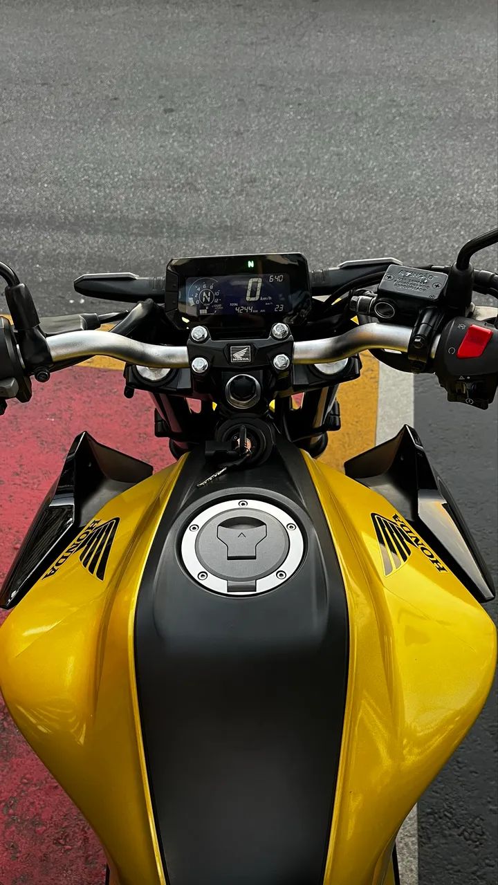 Cb 300f, muito conservada  - Foto 2