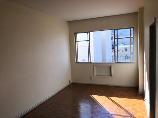 Excelente Apto Vazio amplo 02qts dependência 02vagas portaria elevador Vila Isabel - Foto 5