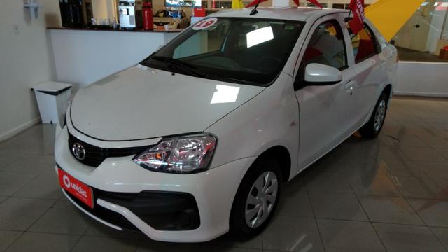 Toyota Etios Top