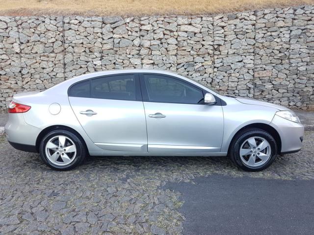RENAULT FLUENCE DYNAMIQUE 2.0 16V HI-FLEX AUT. 2014 - Foto 4