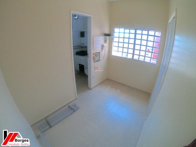 Casa Com 03 Quartos Próximo A Avenida Pedro Neiva De Santana - Foto 18