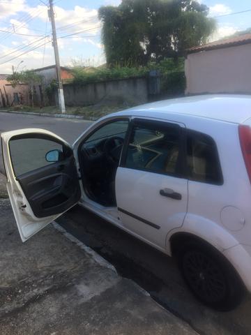 Ford Fiesta 2005 - Foto 5