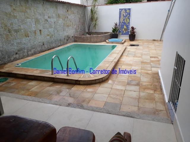 Casa com 04 quartos no bairro Grã-Duquesa - lote inteiro - Foto 3