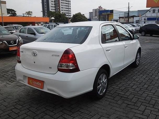 ETIOS 2019/2020 1.5 X PLUS 16V FLEX 4P AUTOMÁTICO - Foto 4