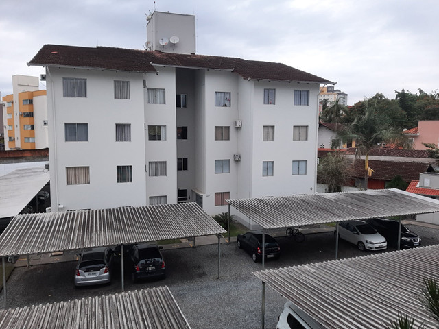 Vende Se Apartamento no Costa é silva troca se por carro caminhonete caminhao