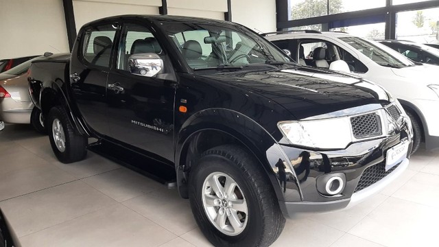 MITSUBISHI L200 TRITON HPE CD 4X4 3.5 2013