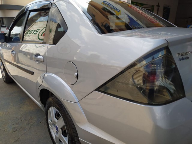 FIESTA 1.6 COMPLETO 2013