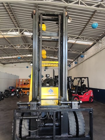  Empilhadeira Hyster H155 FT | 2011 | Torre Duplex - Foto 3
