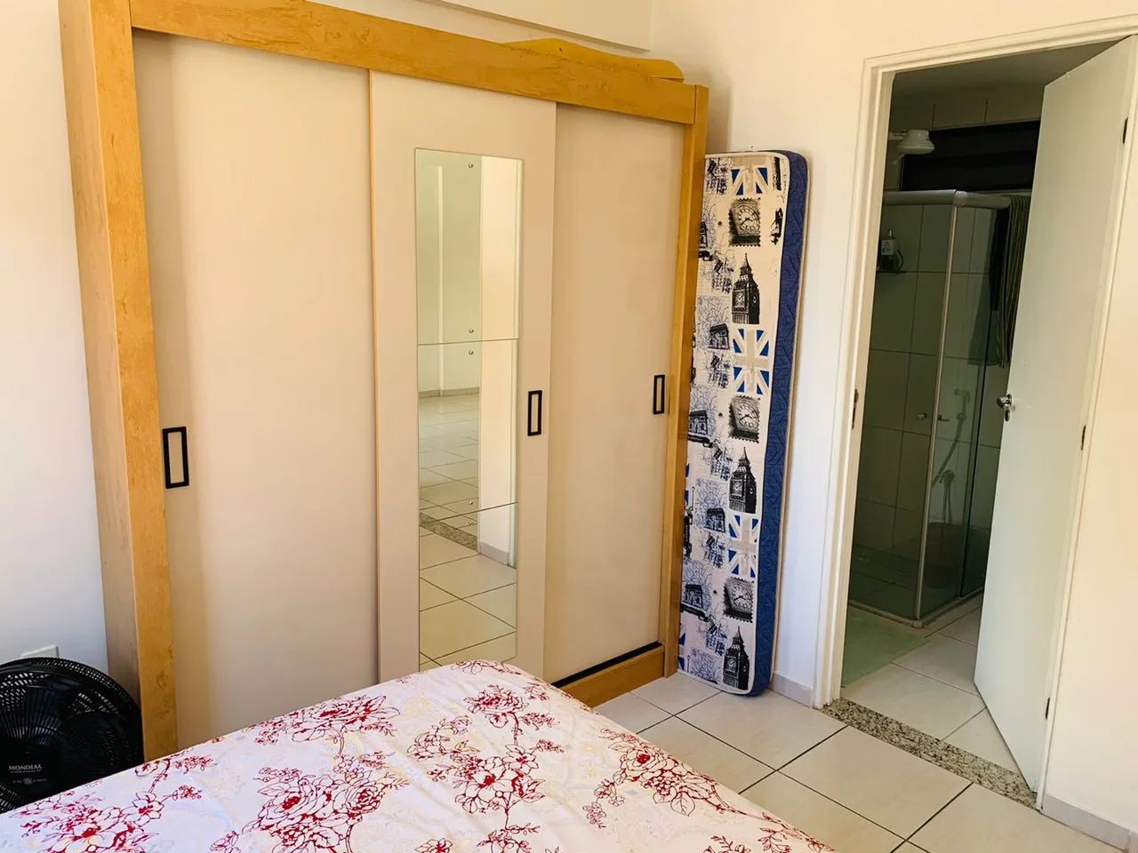 Apartamento aconchegante com varanda e vista para a cidade - Foto 5