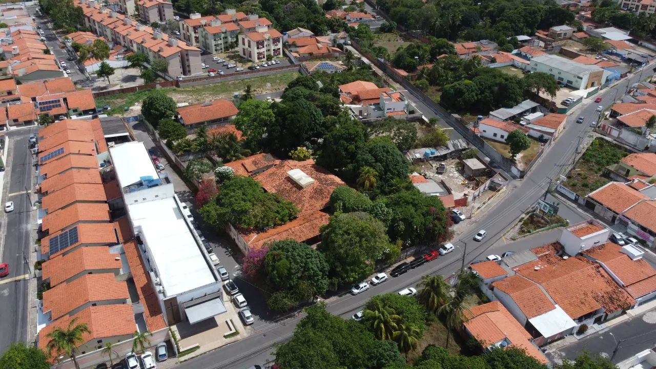 Refúgio de Luxo e Natureza na Cohama: Chácara/Sítio com 3.787m² e Casa de 550m² - Foto 3