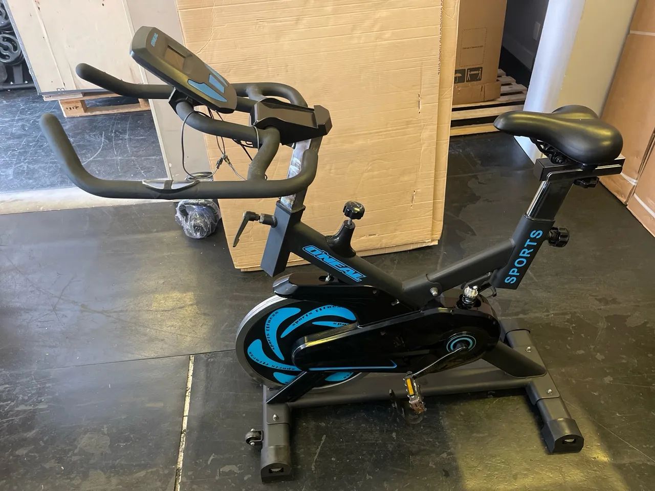 Bike De Spinning O'neal Tp1000 Semi Profissional 15 Níveis Cor Preto - Foto 5