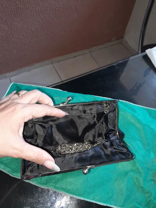 Bolsa de festa preta bordada  - Foto 2