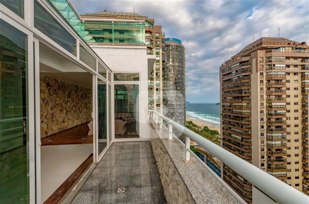 Cobertura 4 quartos, sendo 2 suítes - Foto 3