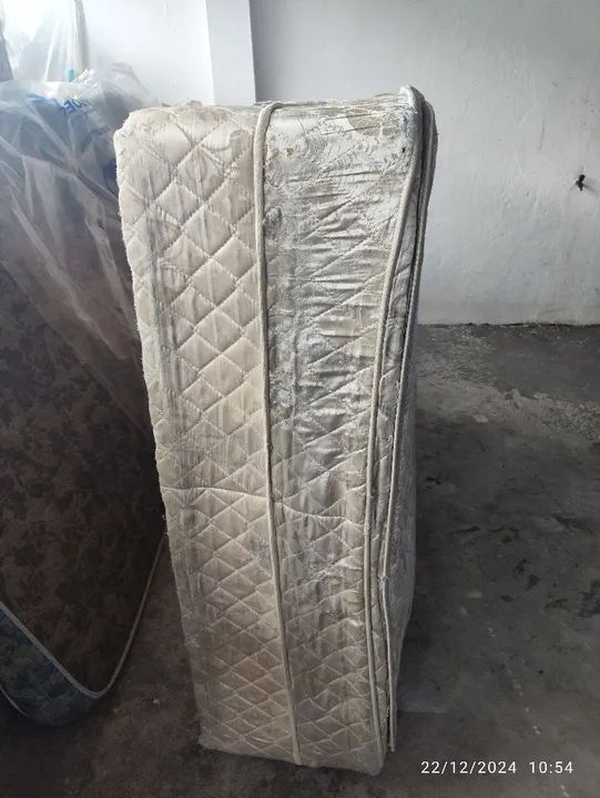 Box de Cama Casal usada - Foto 2