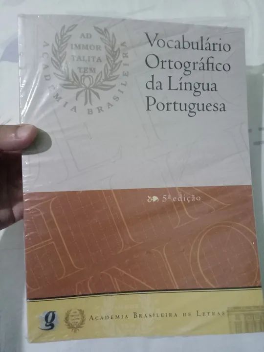 Livro lacrado Vocabulário ortográfico da língua portuguesa