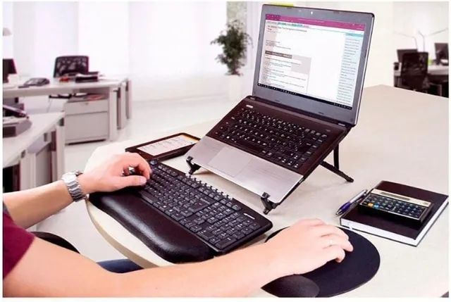 Suporte Notebook Regulável Preto - Foto 4