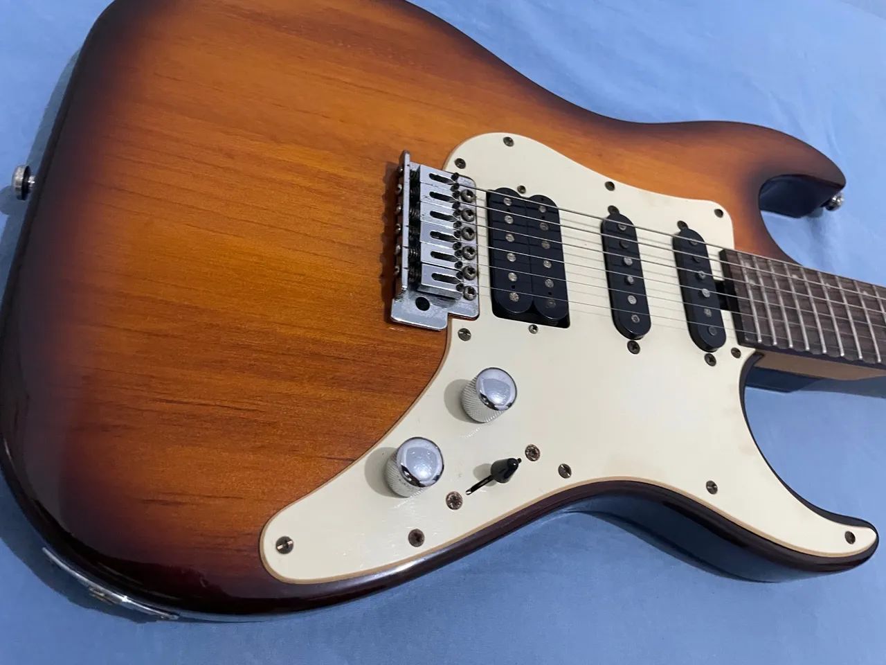 Guitarra Elétrica - Excelente Estado - Foto 5