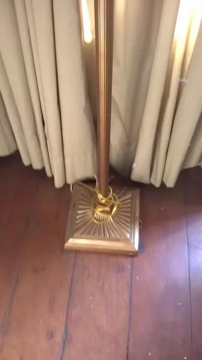 Abajur de coluna estilo colonial- importado, lindíssimo - Foto 4