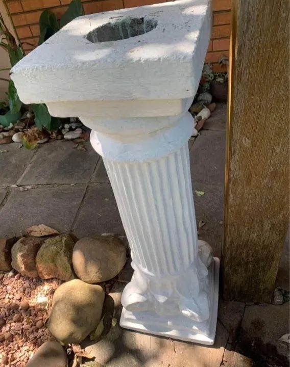 Leia descrição. Coluna concreto