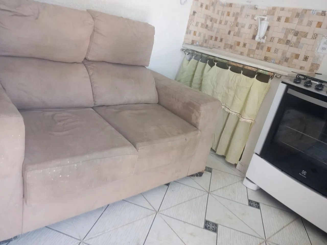Alugo kitinete mobiliada / jacone  - Foto 2