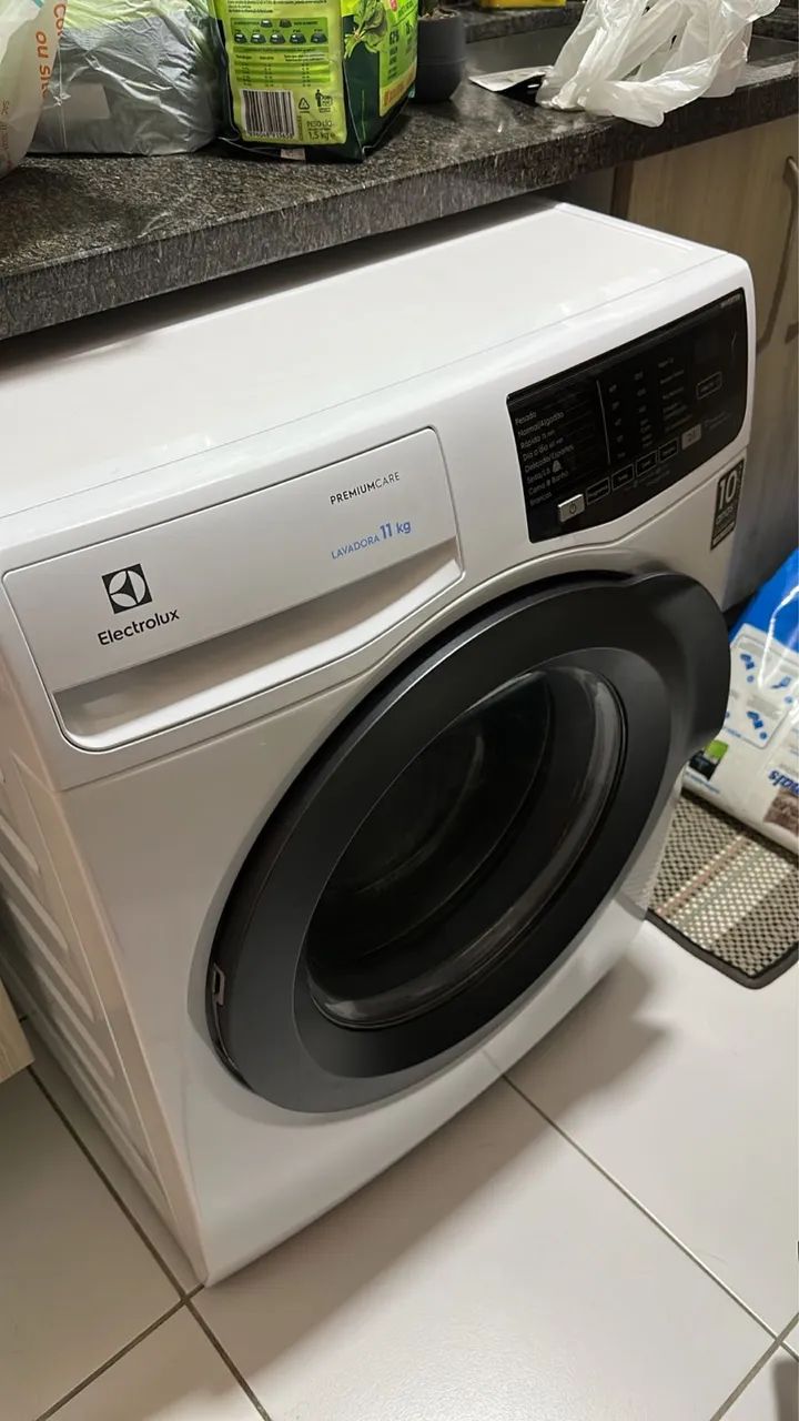 MÁQUINA DE LAVAR FRONTAL ELECTROLUX 11KG INVERTER (LFE11)
