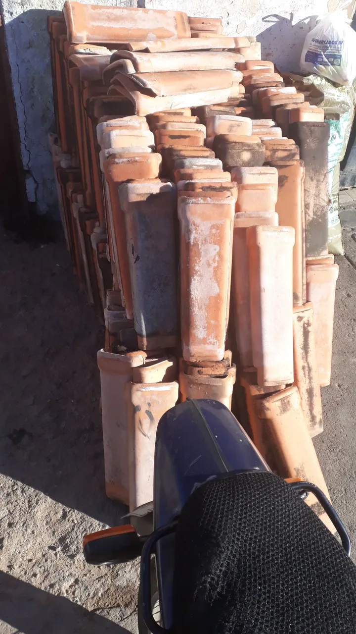 Telhas de barro usadas 430 telhas 