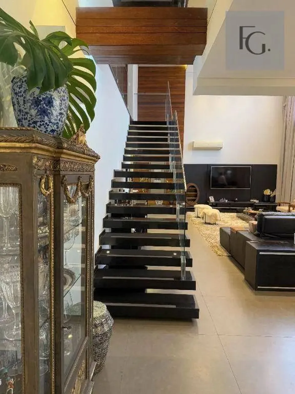 Sobrado com 4 dormitórios à venda, 433 m² por R$ 4.850.000,00 - Esperança - Londrina/PR