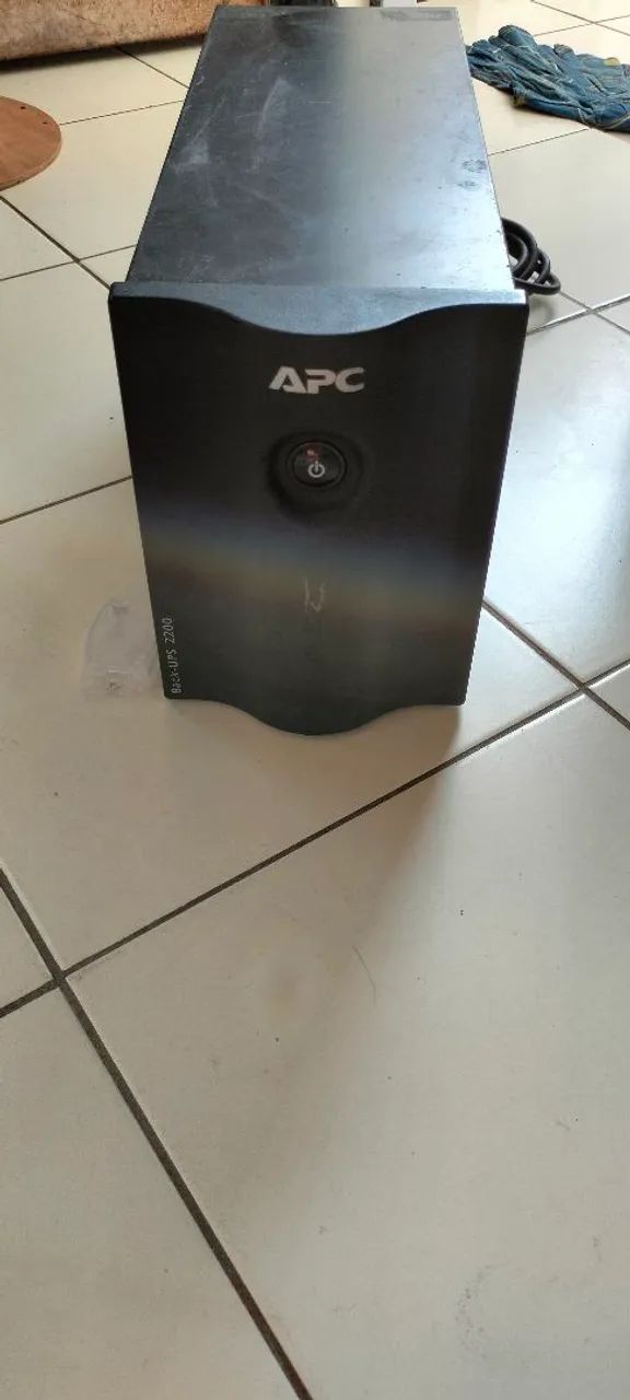 Nobreak Apc 2200 - Foto 2