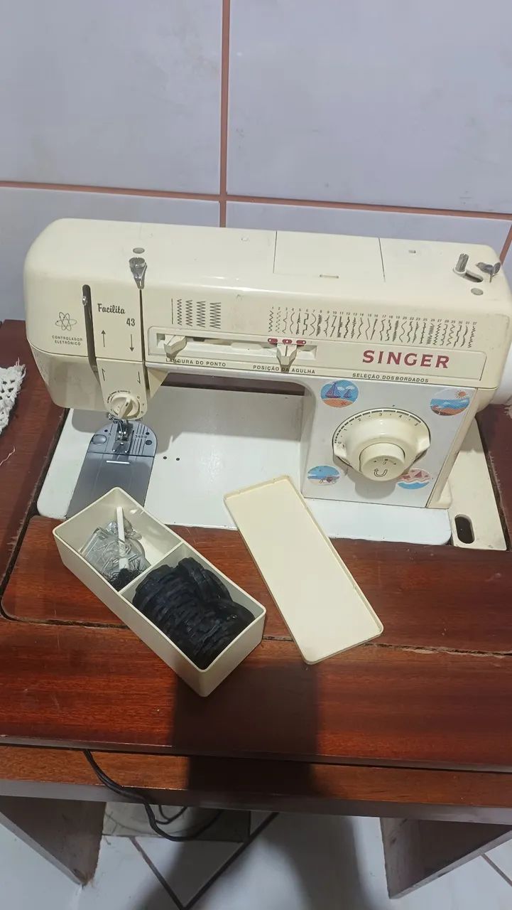 Vendo uma máquina de costura  - Foto 5