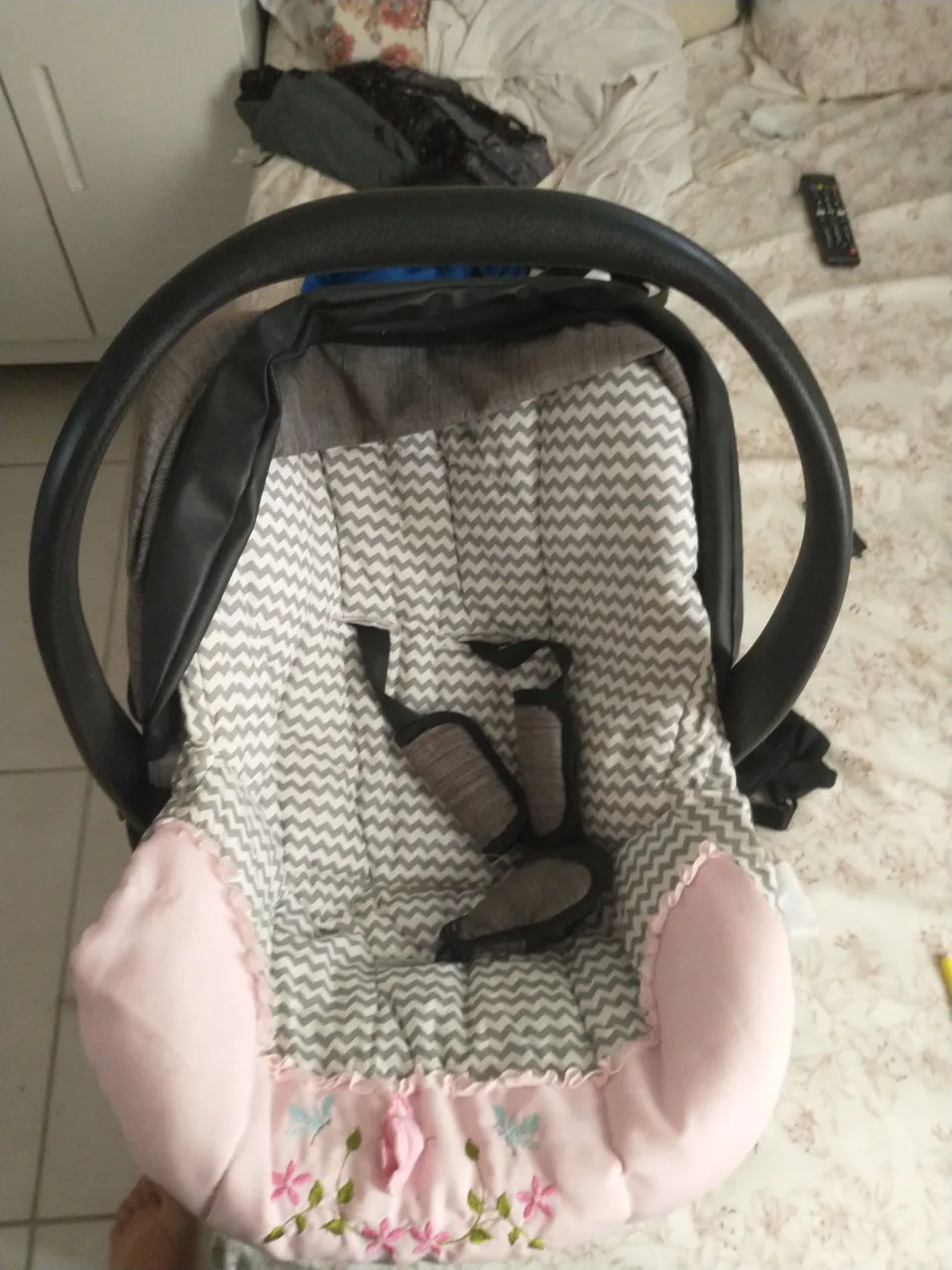Bebê conforto com capa 