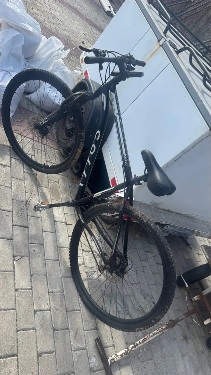 Bicicleta 21 marchas semi nova 