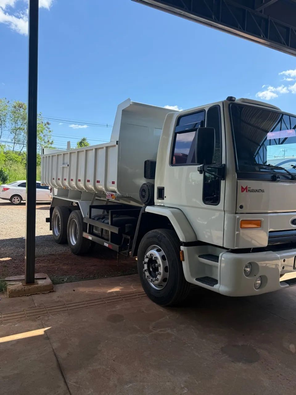 Caminhão Ford Cargo 26/28- Maranatha - Foto 5