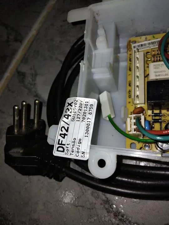 Placa Eletrônica Geladeira da geladeira Electrolux modelo DF 42/42X novíssima RS120.00 - Foto 4