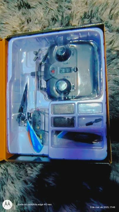 Venda-se mini helicóptero usado - Foto 2