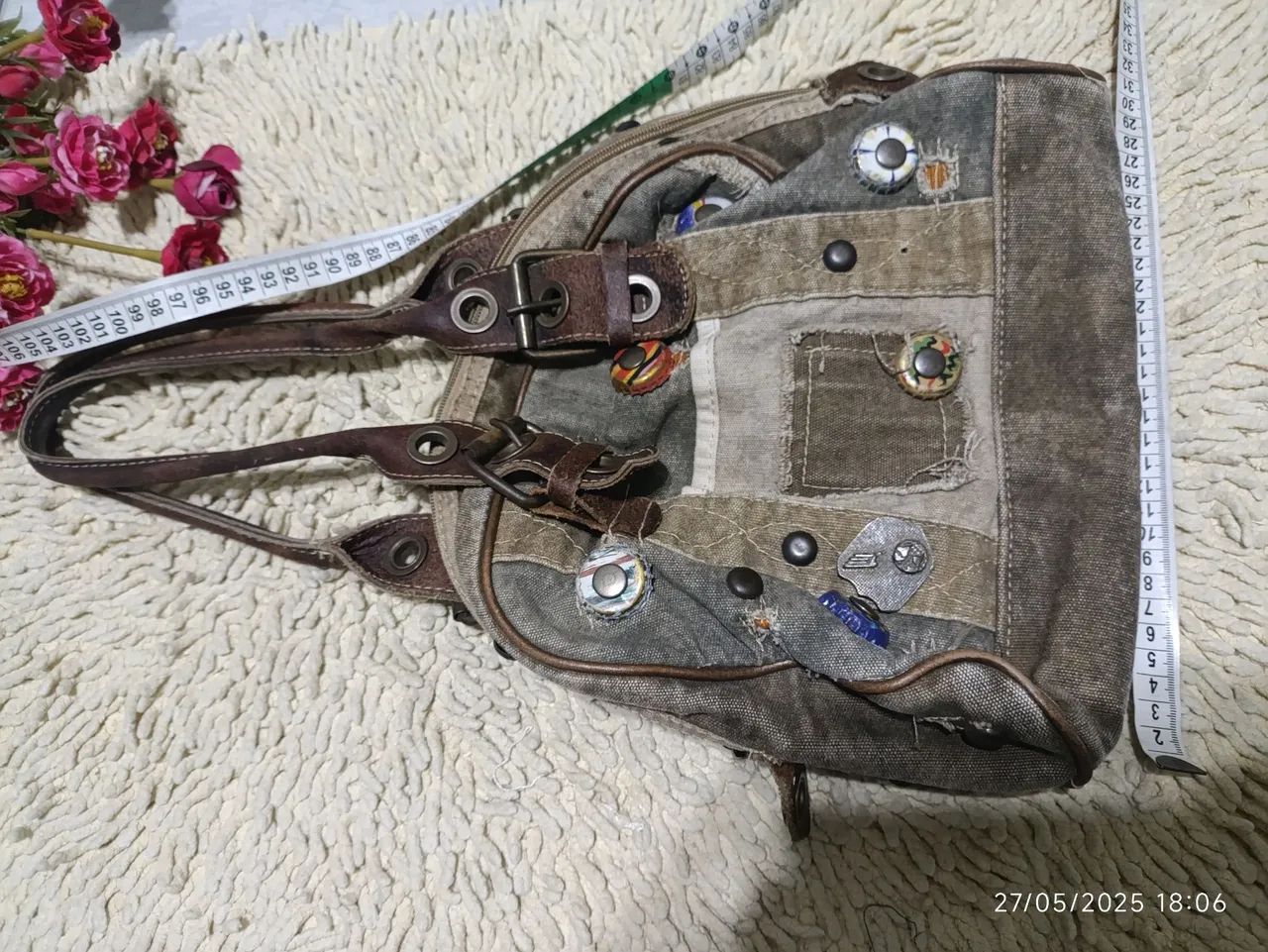 Bolsa em Lona customizada com detalhes únicos. - Foto 4