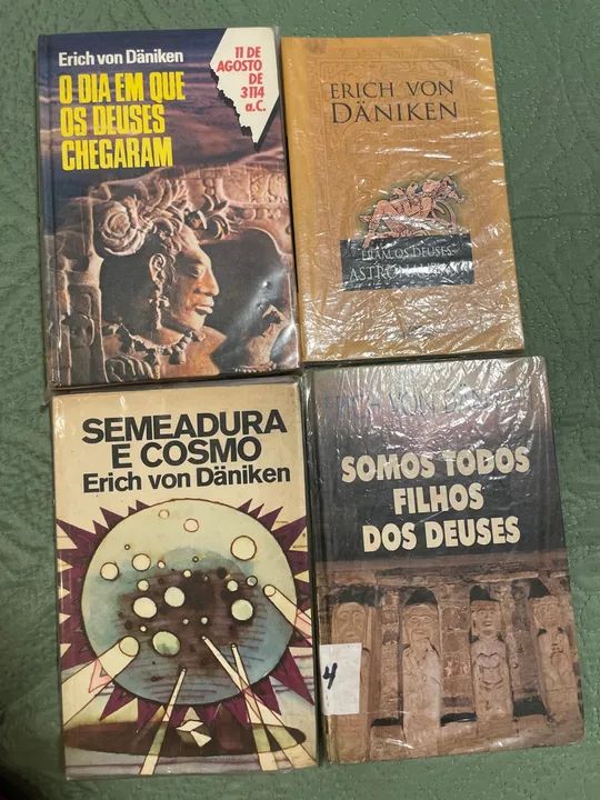 17 Livros Lote - Leia o anúncio  - Foto 2