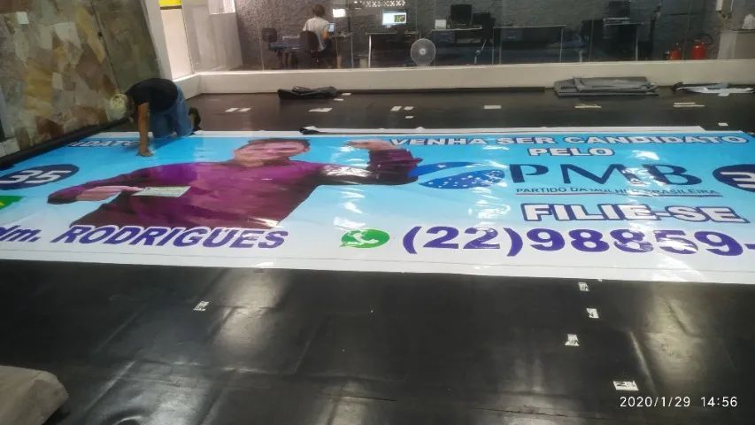 Painel em Lona com Sua Arte - Ilhós Incluso - Gráfica Aquarela Print - Foto 4