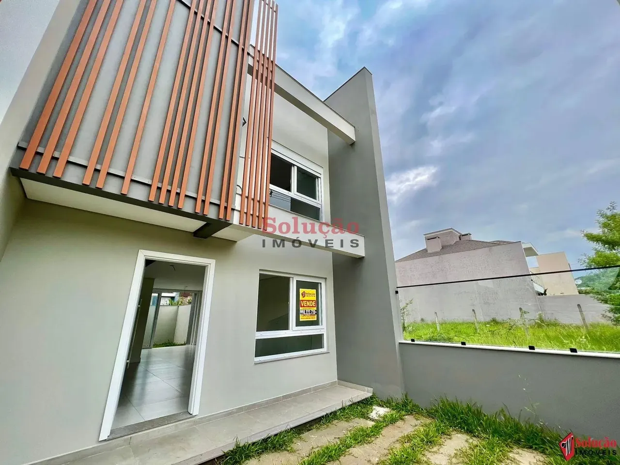 Sobrado à venda em Canoas - Quintas do Palermo