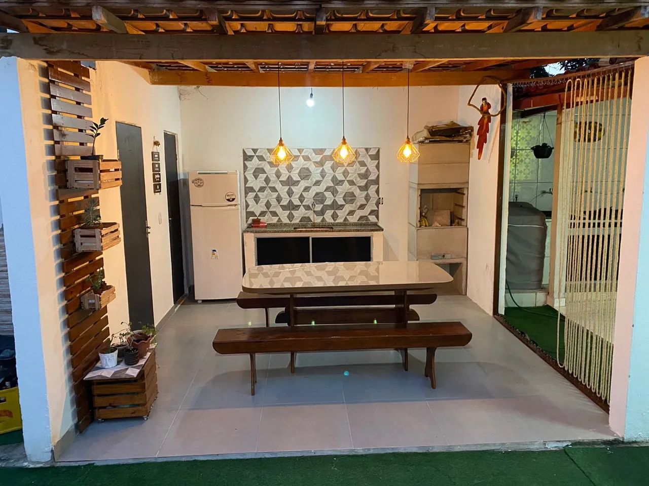 Alugo uma casa arejada e espaçosa com piscina, três quartos  em Prado Bahia! - Foto 5