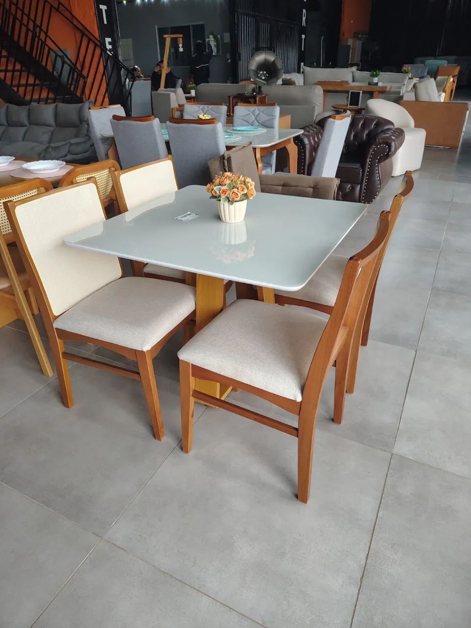 *MESA RUBI 90 x 90 c/ 4 CADEIRAS  - Foto 3