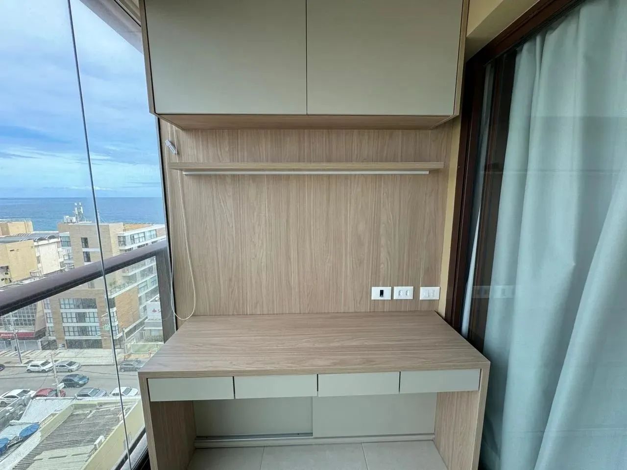 Apartamento a venda na barra com 2 quartos mobiliado e vista mar lateral no nau barra - Foto 4