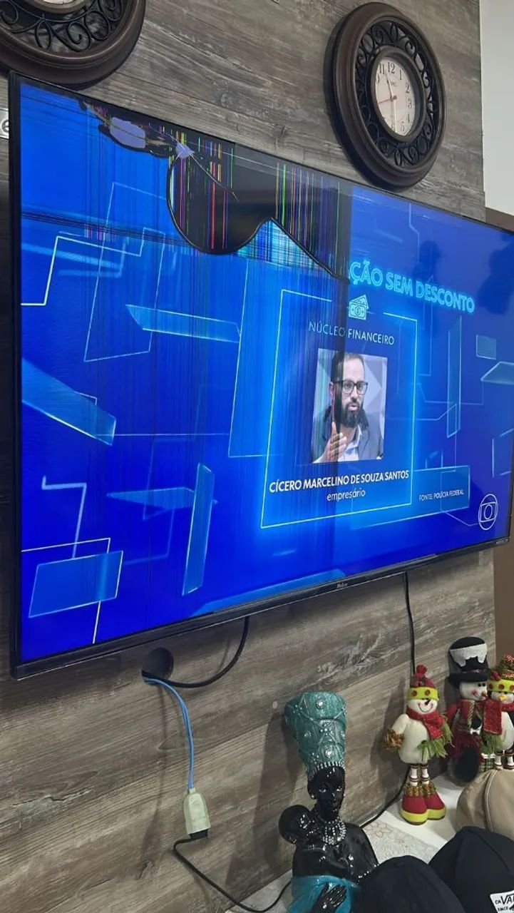 TV PHILCO 55 POLEGADAS COM LED QUEBRADO