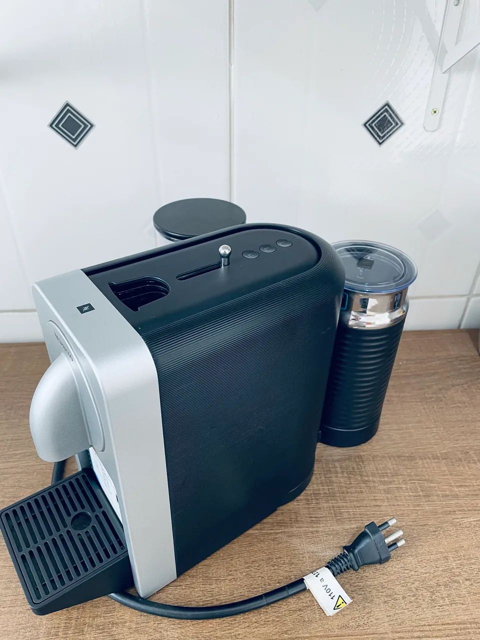 Máquina de Café Nespresso com Espumador de Leite  - Foto 2